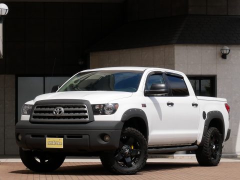 タンドラ　TUNDRA　北米　USトヨタ　逆輸入車　クルーマックス　リミテッド　TRDオフロード　LINE-X　最強塗料　XDホイール　 (2)